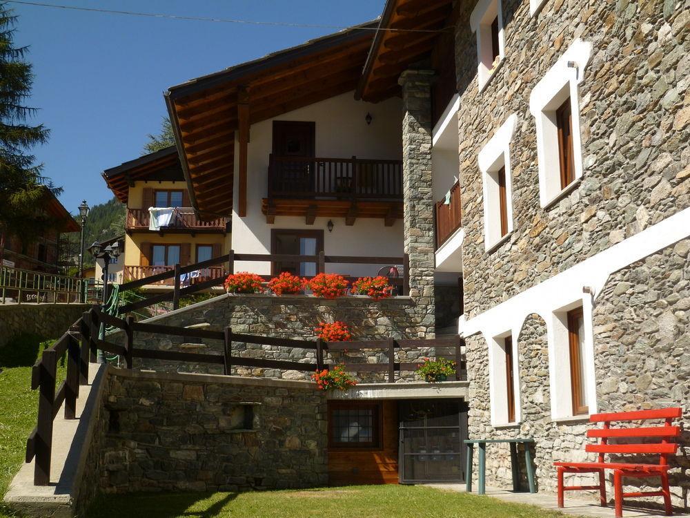 Valley Vacanze Brusson Exterior foto